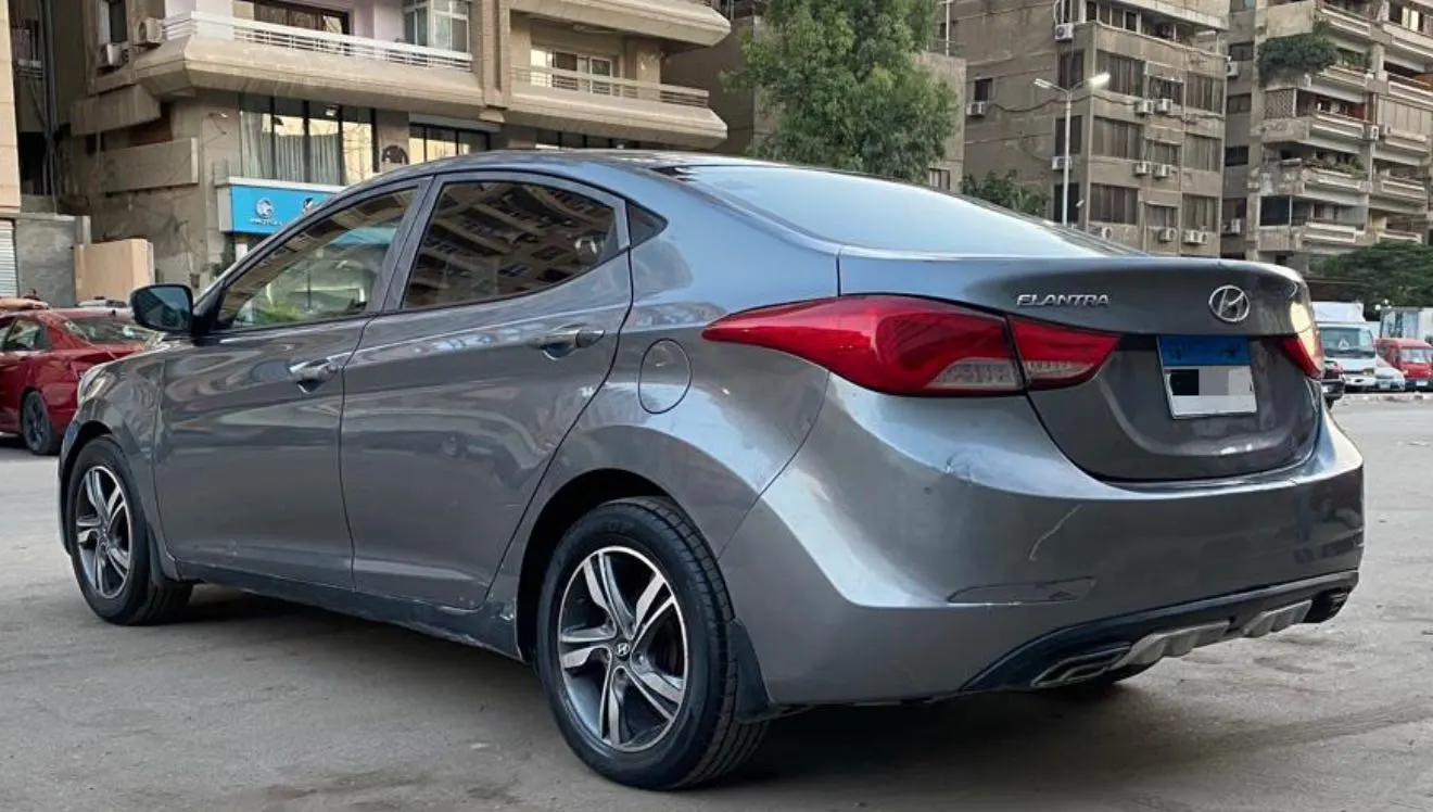 Hyundai Elantra 2016